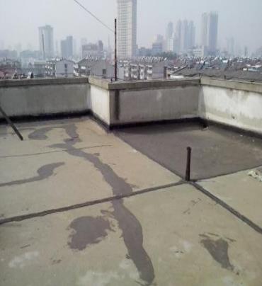 榕江漏水维修 楼顶漏水是什么原因，楼顶漏水维修方法是什么?